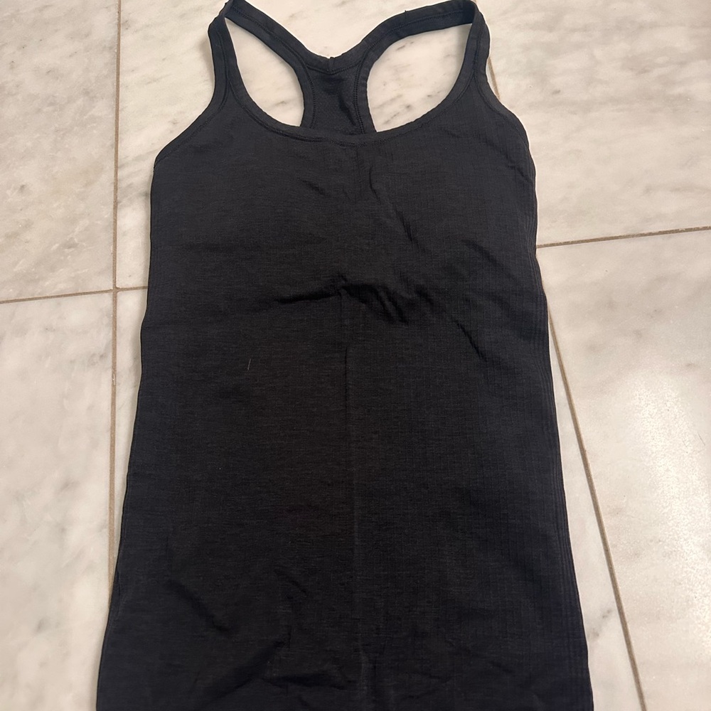 Lululemon Women’s Ebb to Street tank in black